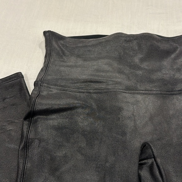 Spanx Faux Leather Leggings - Picture 3 of 4